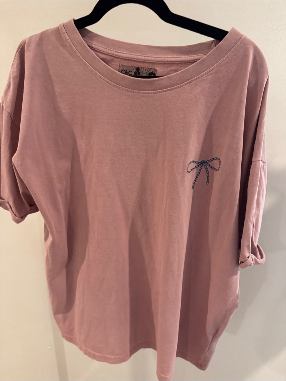 C&C California Dusty Pink Short Sleeve Tee with Bow Embroidery